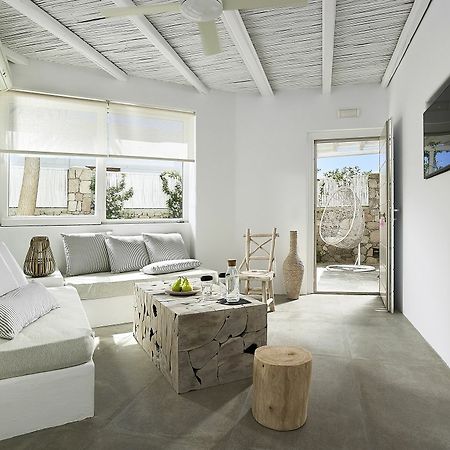 פולוניה Delmar Apartments & Suites Milos - Delmar Collection מראה חיצוני תמונה